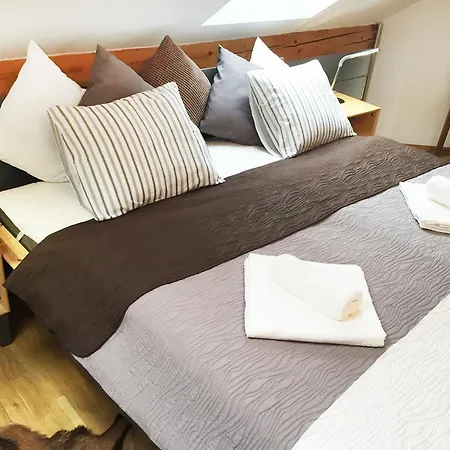 Yesplace Apartment
